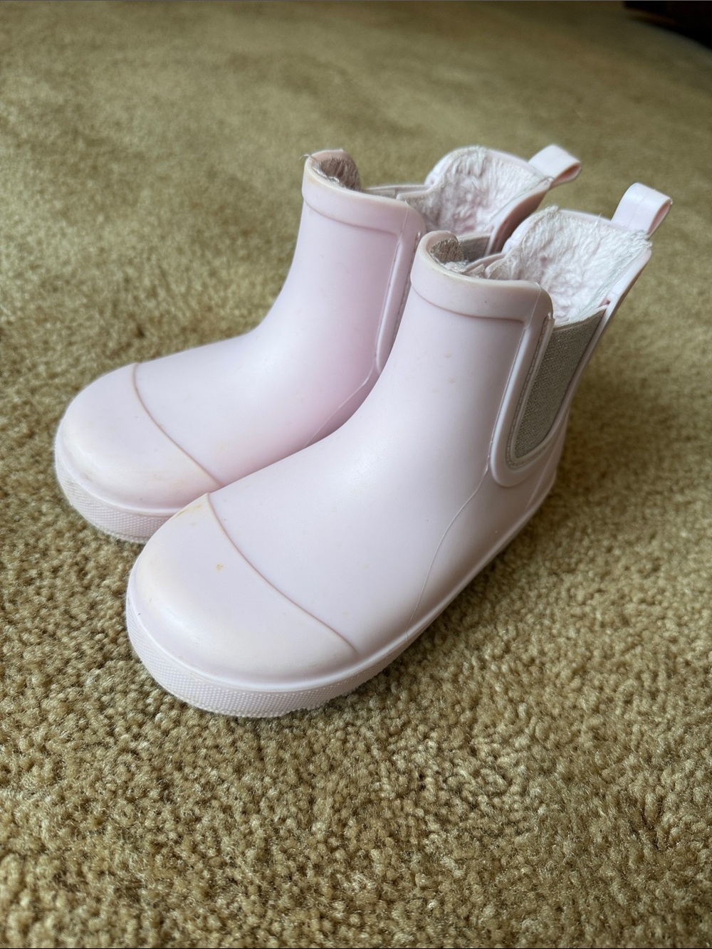 BearPaw Kids Light Pink Chelsea Rain Boots with Cozy Lining